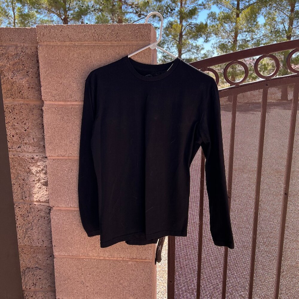 True Classic Long Sleeve - M